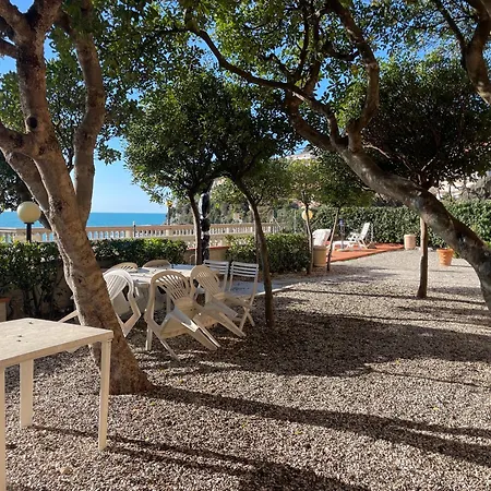 Mediterraneo - Baia Del Quercetano كاسْتيلونْشيلّو
